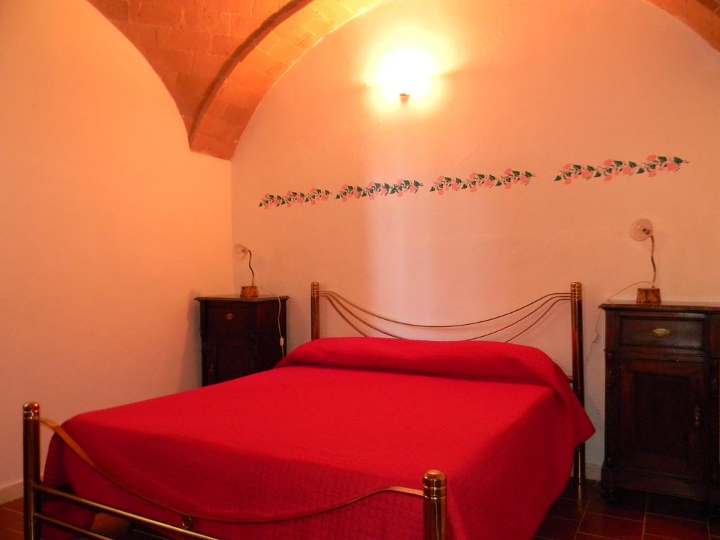 Agriturismo Podere La Selva Serre Di Rapolano Room photo