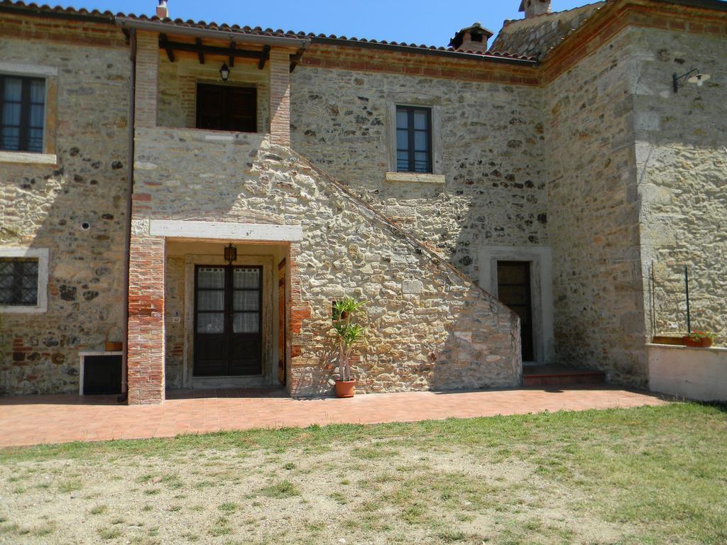 Agriturismo Podere La Selva Serre Di Rapolano Exterior photo