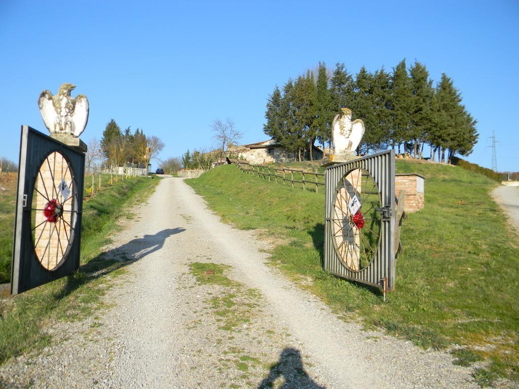 Agriturismo Podere La Selva Serre Di Rapolano Exterior photo